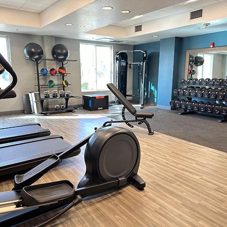 Hampton Inn & Suites לת'רופ מראה חיצוני תמונה