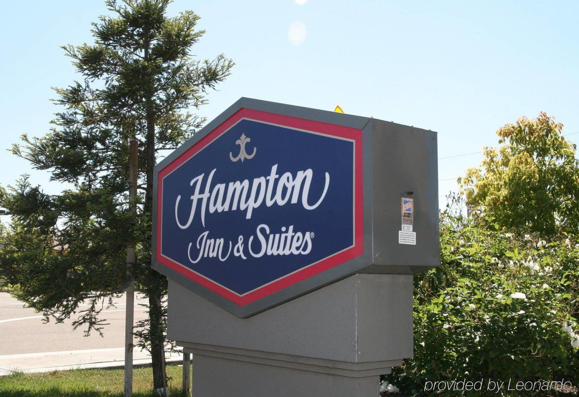 Hampton Inn & Suites לת'רופ מראה חיצוני תמונה