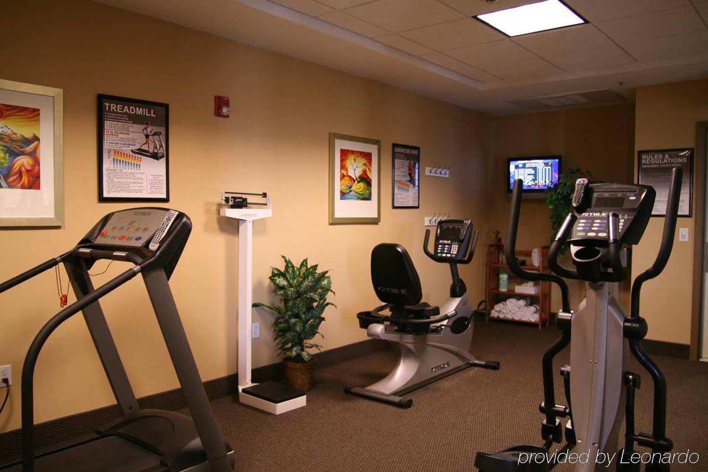Hampton Inn & Suites לת'רופ מראה חיצוני תמונה